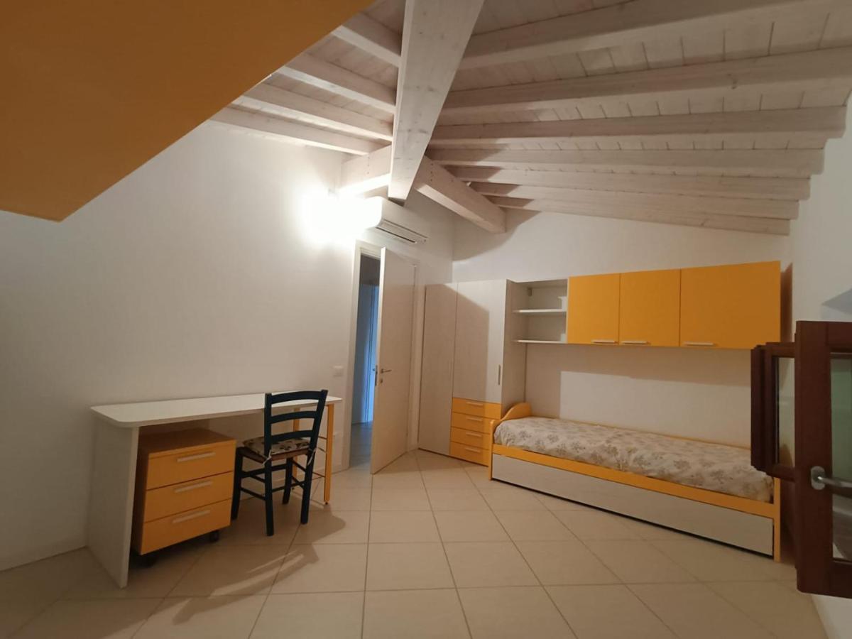 Appartamento Vada Exteriör bild