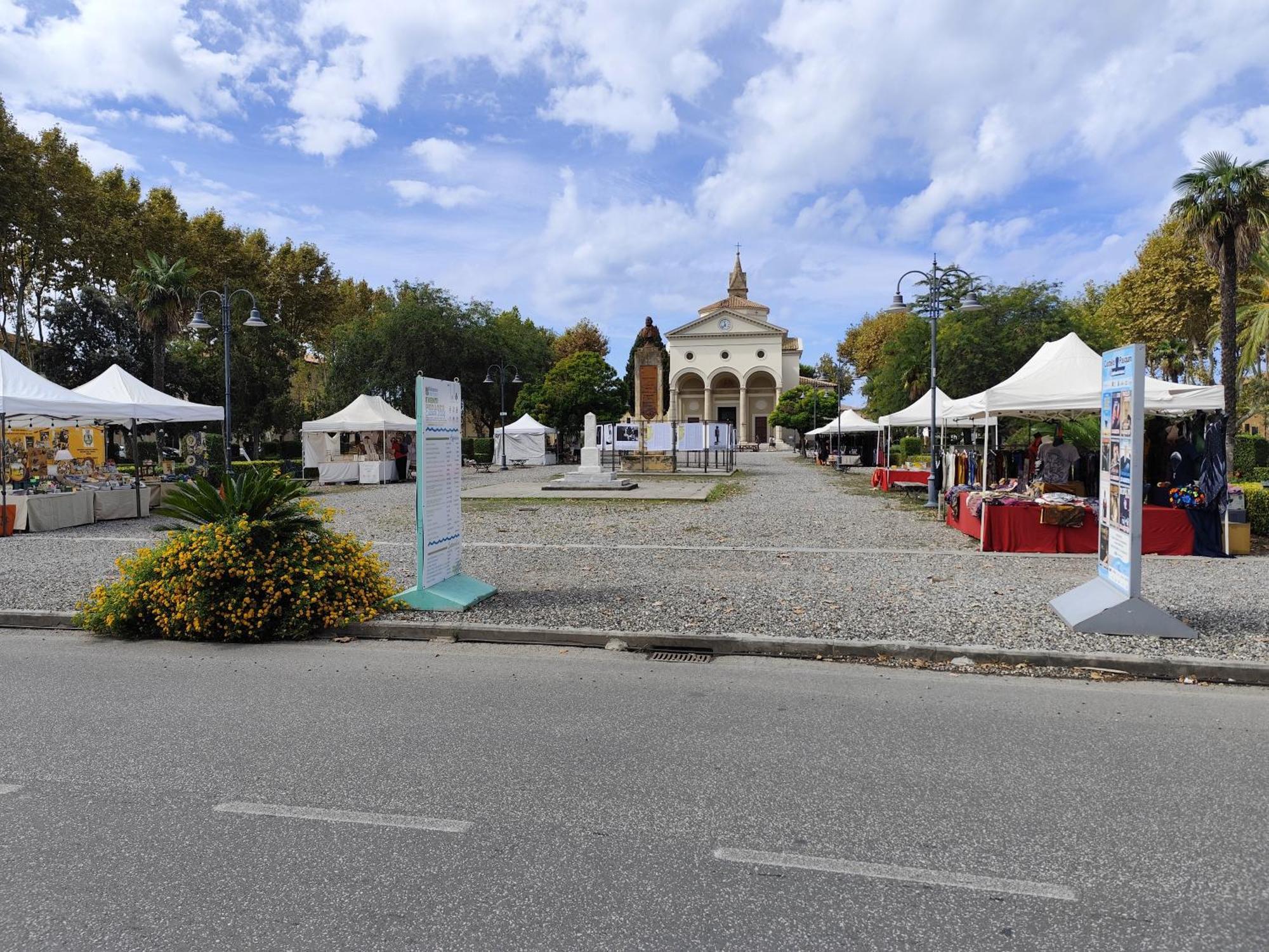 Appartamento Vada Exteriör bild